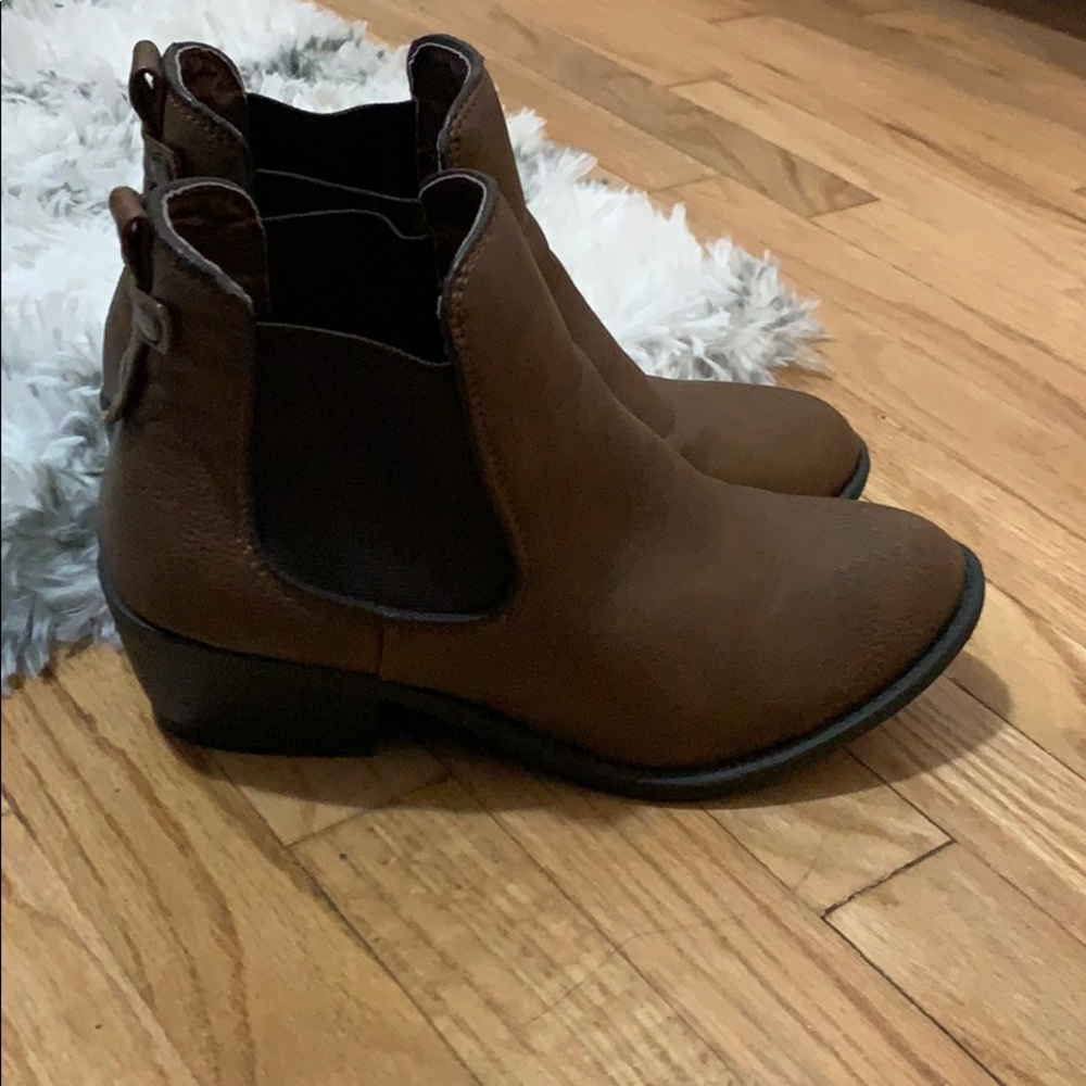 Booties - Picture 3 of 3